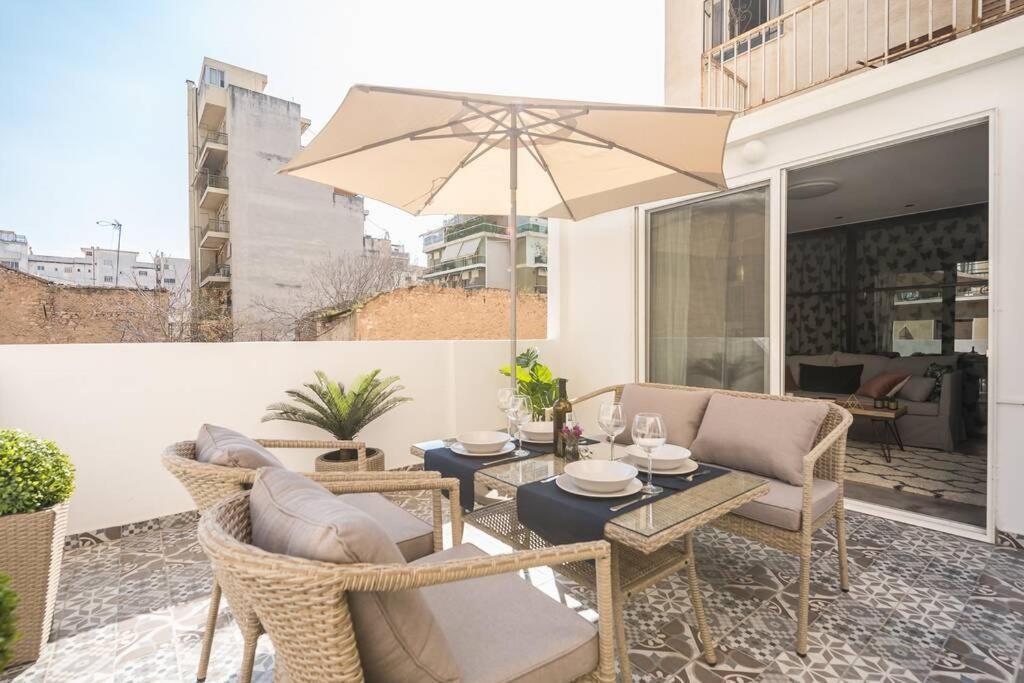 The “Boutique” by SPACEERS Athènes Extérieur photo
